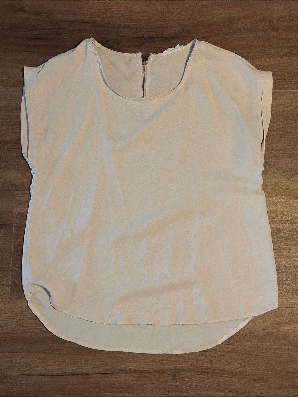 Olive & Oak Cream Short Sleeve Scoop Neck Blouse
